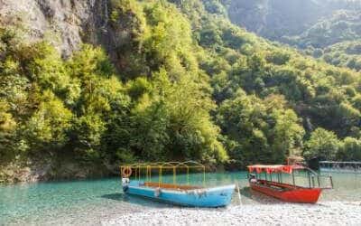 How to visit the Shala River? Boat, Bus, Taxi, Rental Car